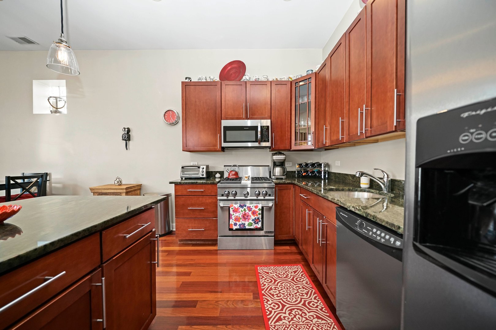 2706 W Armitage Avenue Unit: 1