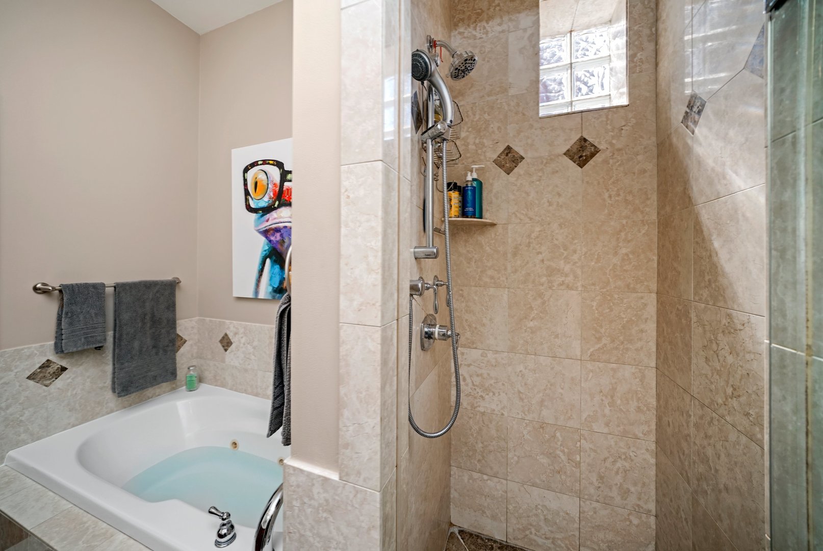 2706 W Armitage Avenue Unit: 1