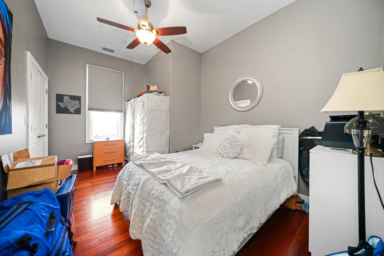 2706 W Armitage Avenue Unit: 1