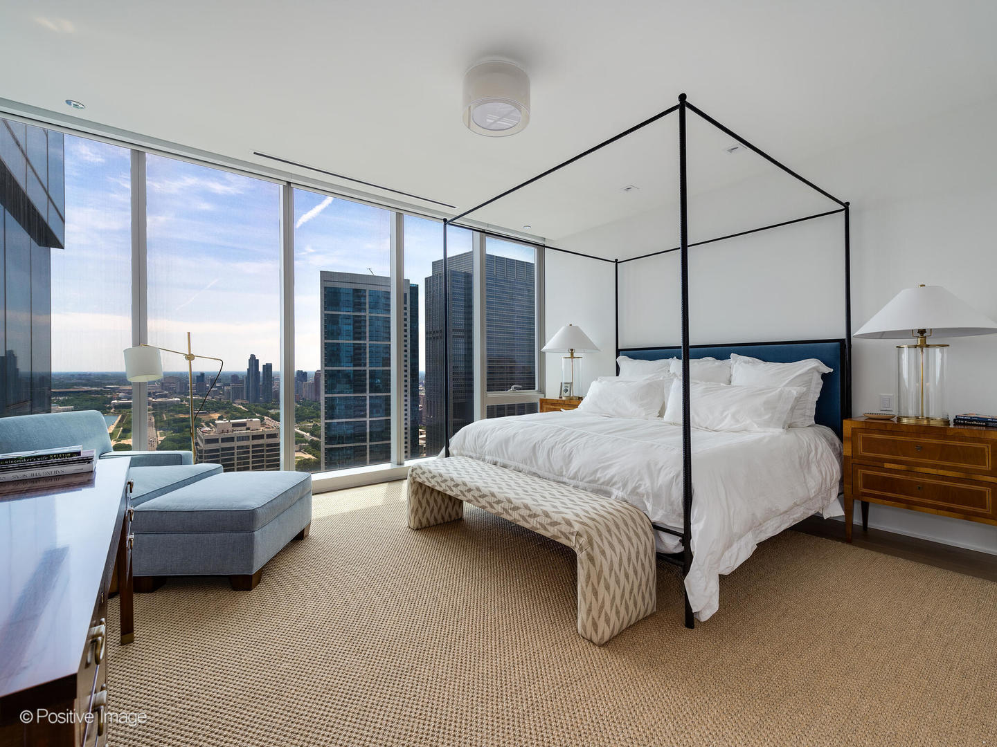 363 E Wacker Drive Unit: 4203