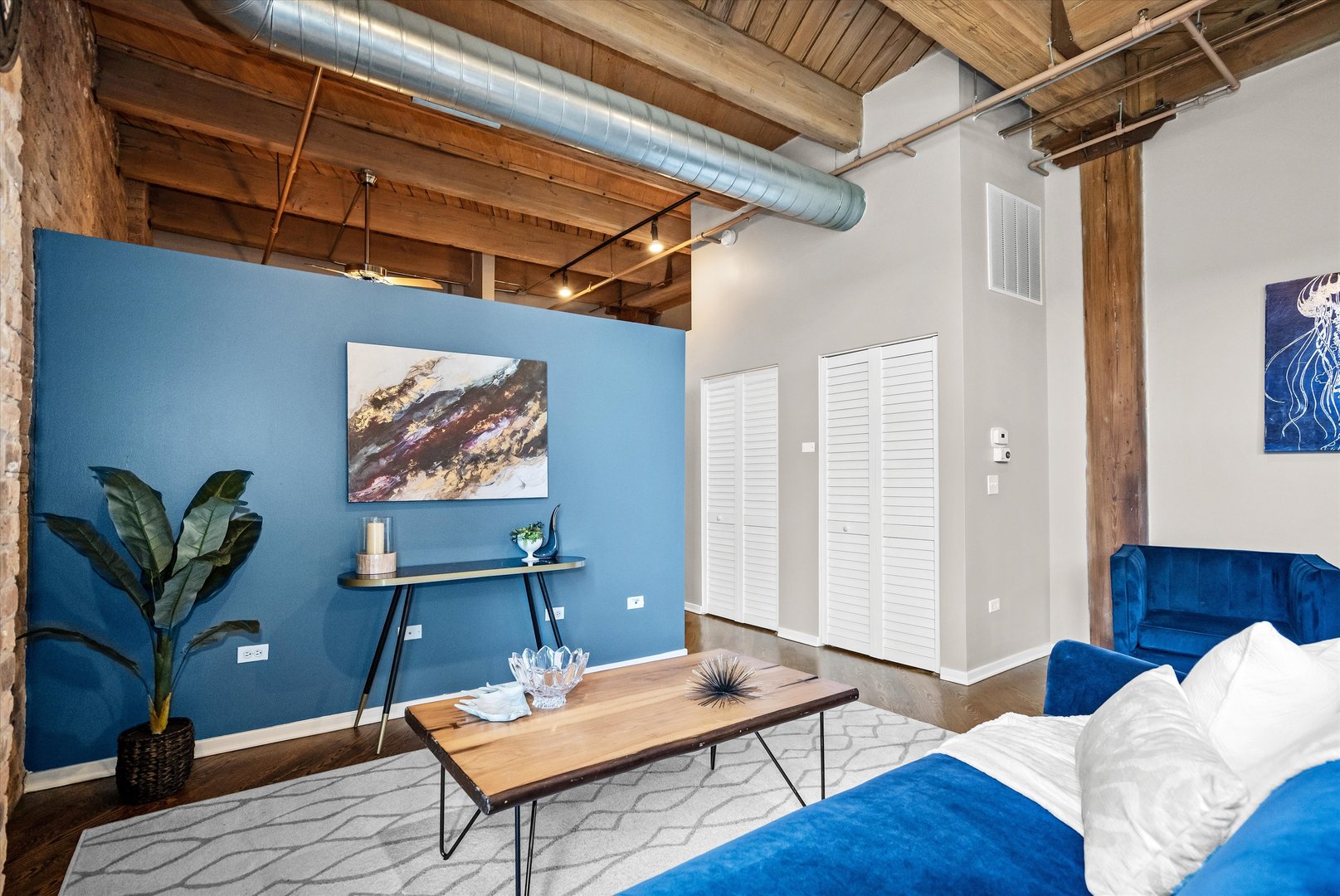 1040 W Adams Street Unit: 420