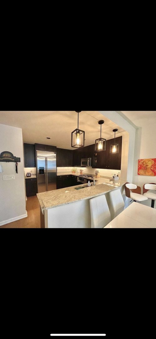 160 E Illinois Street Unit: 2101