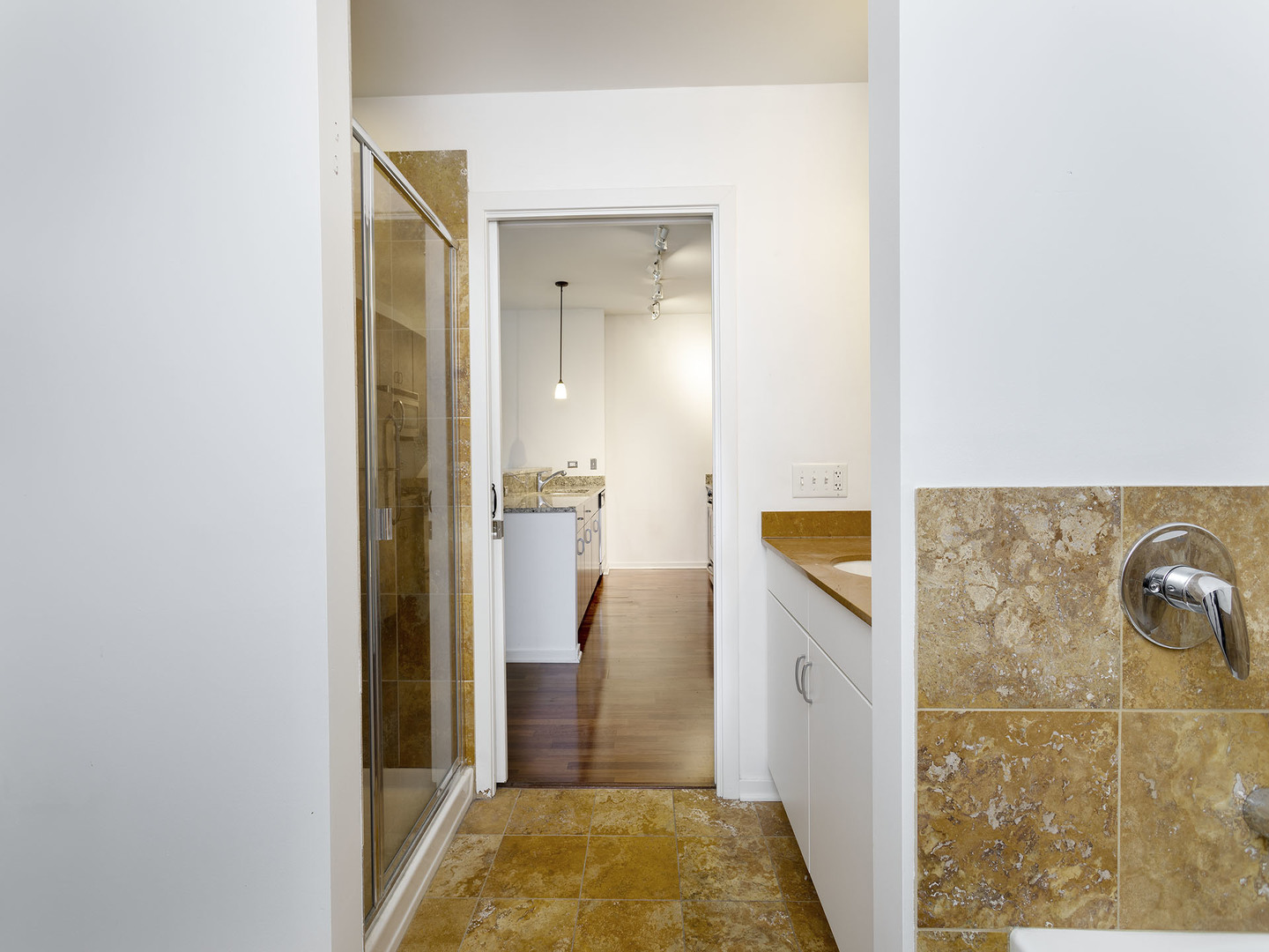 123 S Green Street Unit: 702B