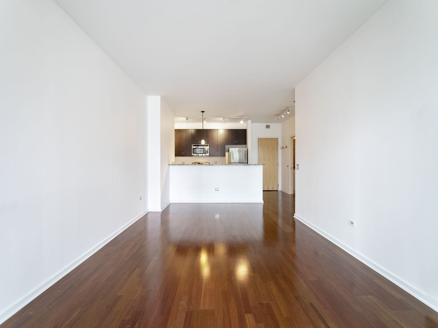 123 S Green Street Unit: 702B