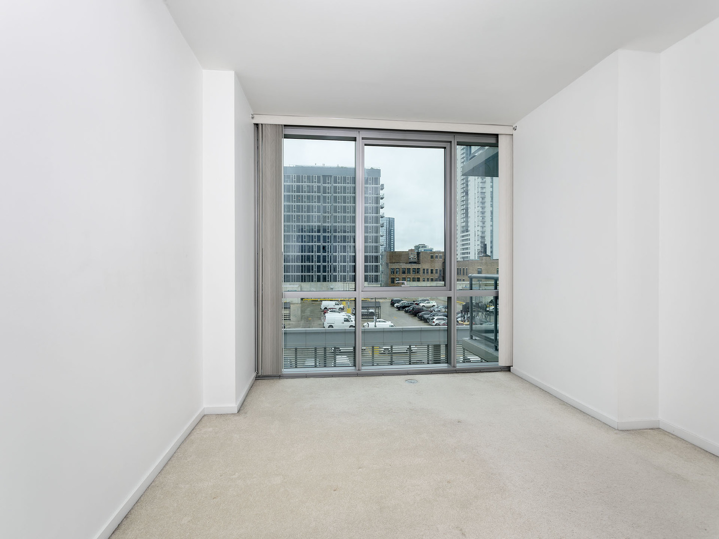 123 S Green Street Unit: 702B