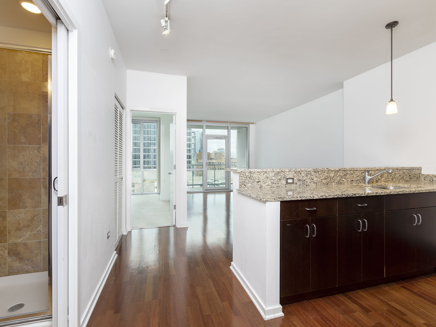 123 S Green Street Unit: 702B