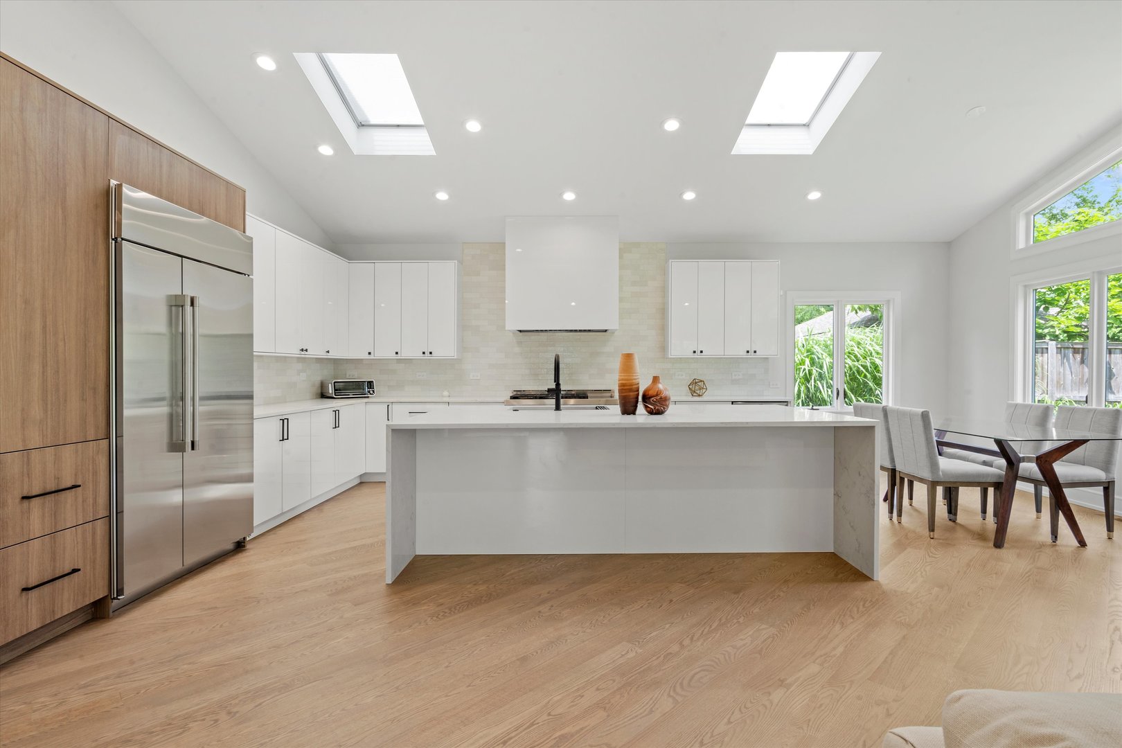 1035 Rosemary Terrace