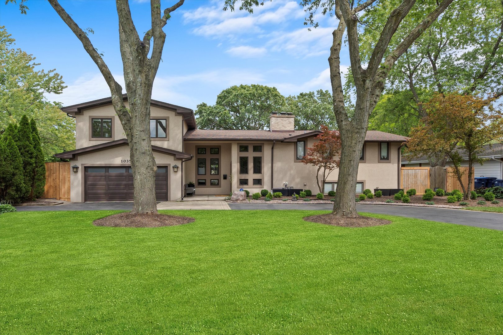 1035 Rosemary Terrace