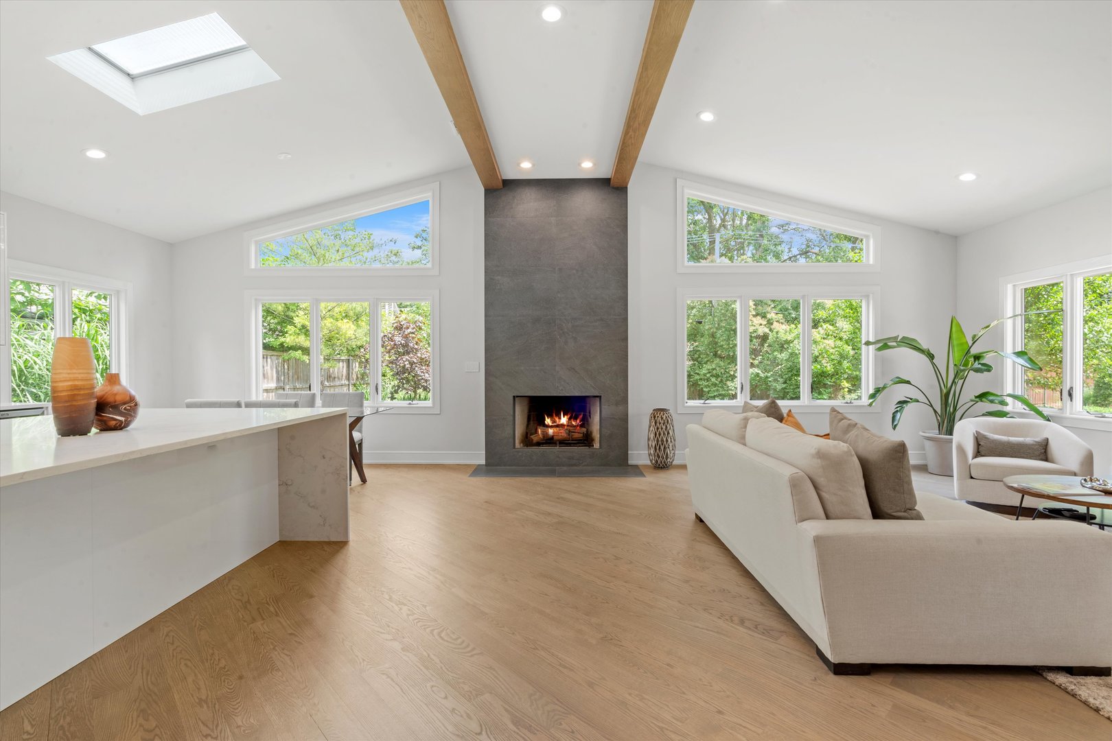 1035 Rosemary Terrace