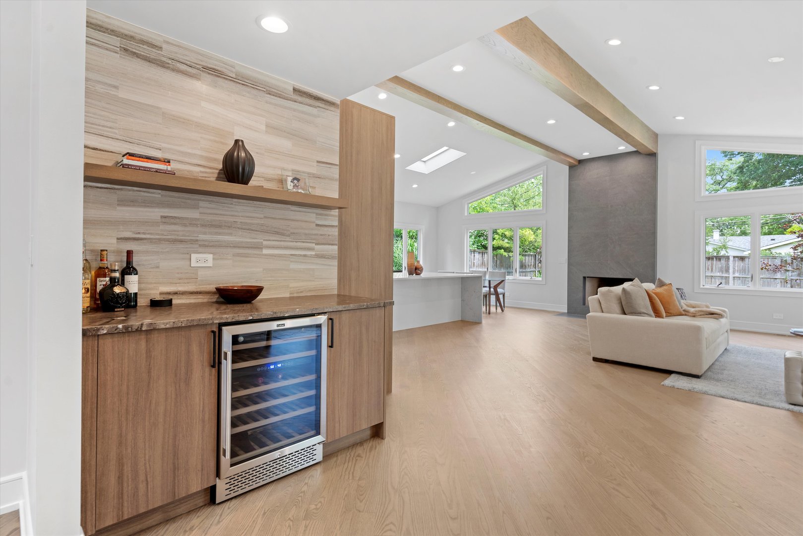 1035 Rosemary Terrace