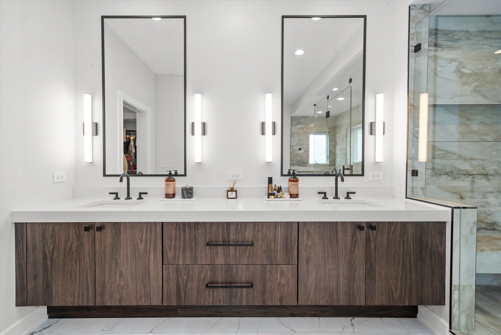 1035 Rosemary Terrace