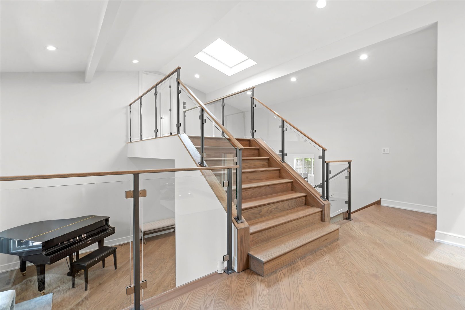 1035 Rosemary Terrace