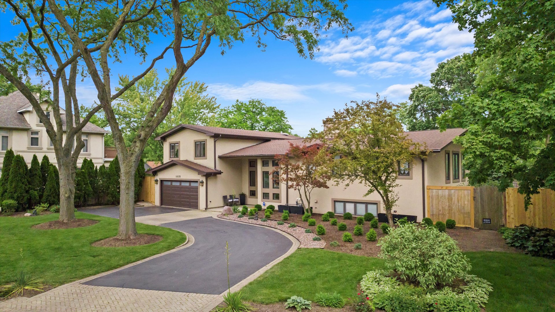 1035 Rosemary Terrace