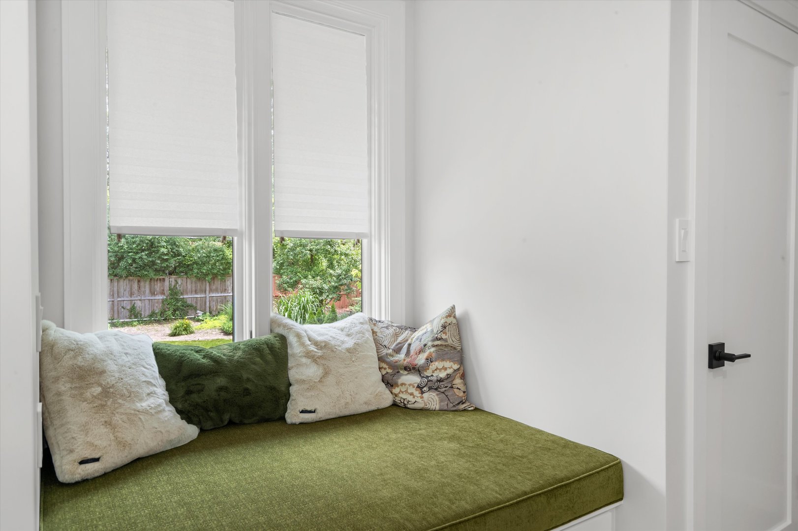 1035 Rosemary Terrace