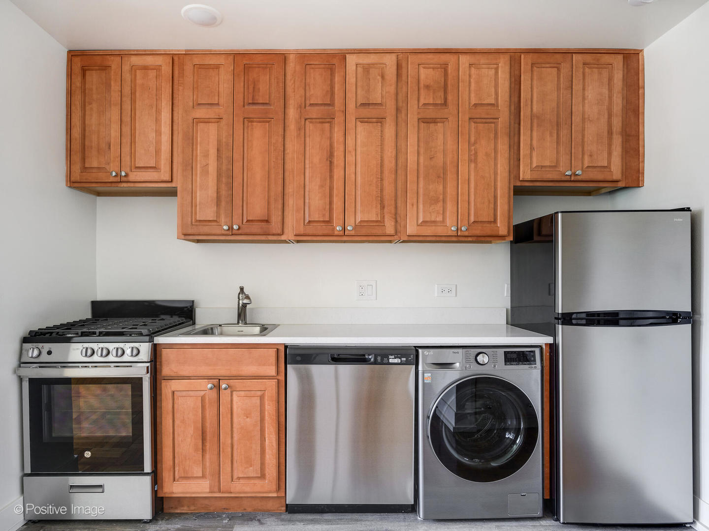 1100 N La Salle Drive Unit: 1415