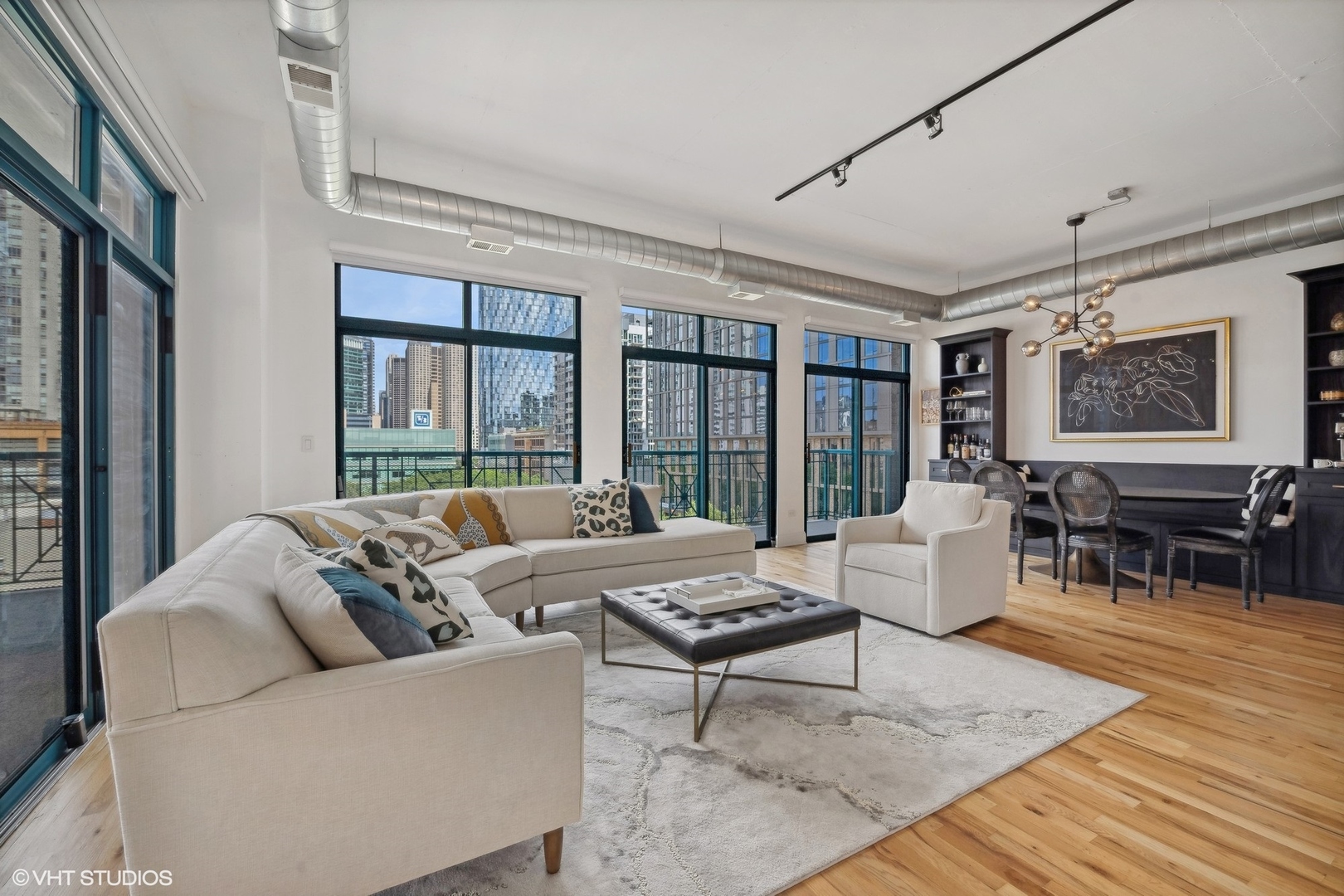 910 W Madison Street Unit: 608