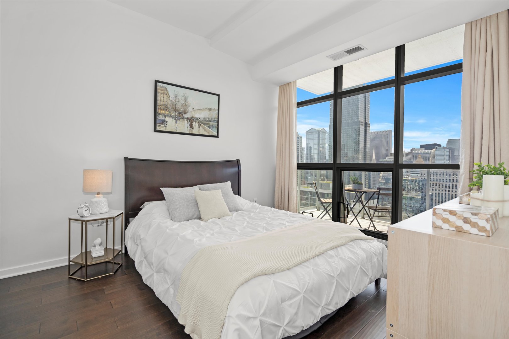 303 W Ohio Street Unit: 3004