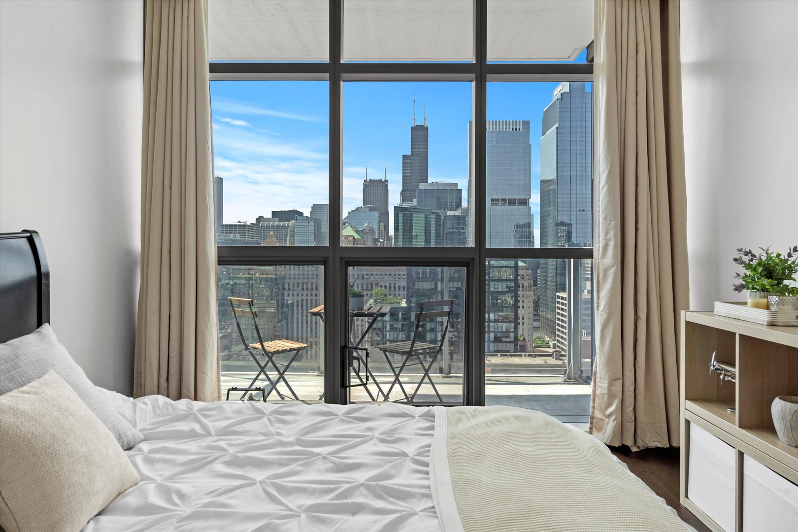 303 W Ohio Street Unit: 3004