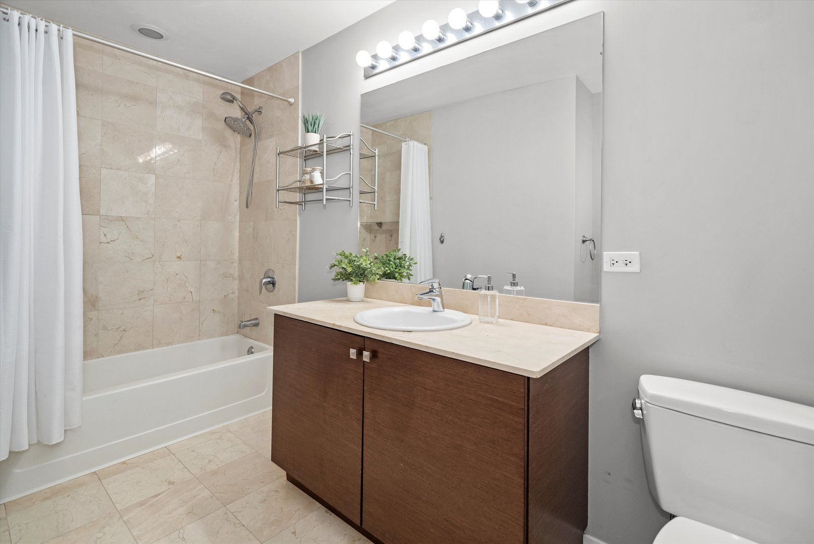 303 W Ohio Street Unit: 3004