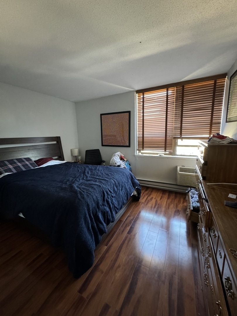 2740 N Pine Grove Avenue Unit: 17A
