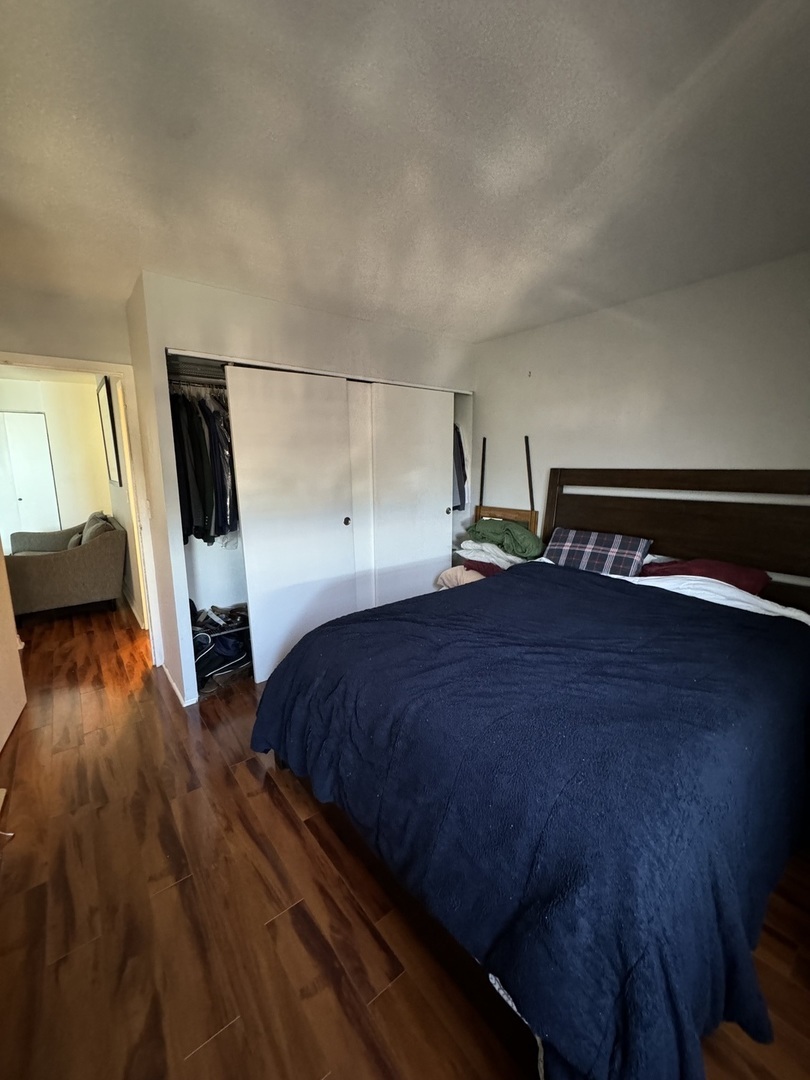 2740 N Pine Grove Avenue Unit: 17A