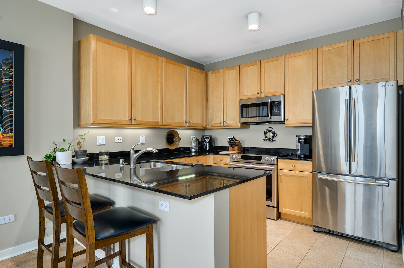 501 N Clinton Street Unit: 2607