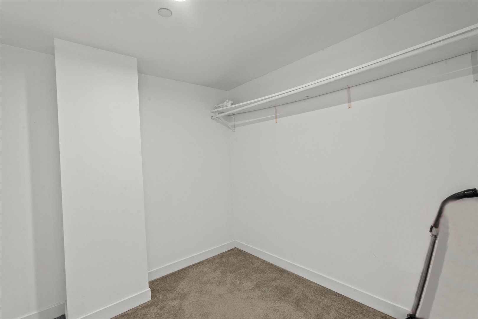 737 W Washington Boulevard Unit: 2804
