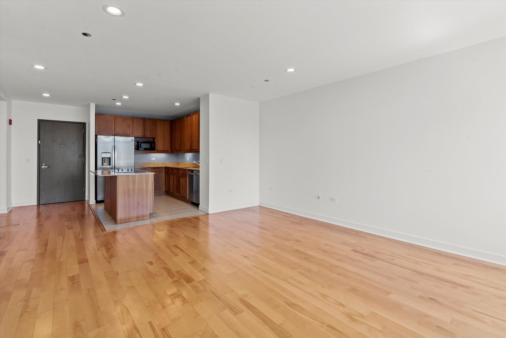 737 W Washington Boulevard Unit: 2804