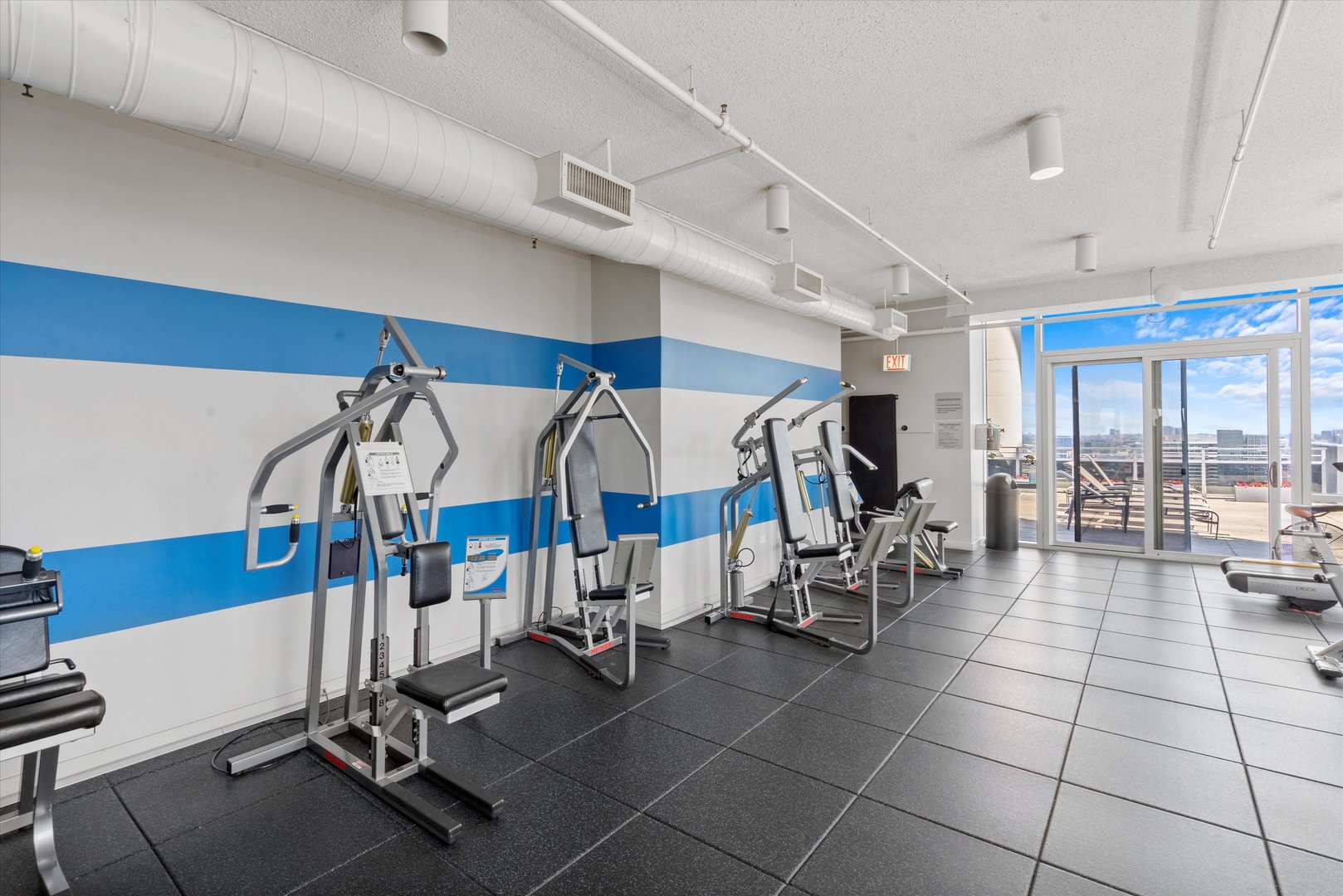 737 W Washington Boulevard Unit: 2804