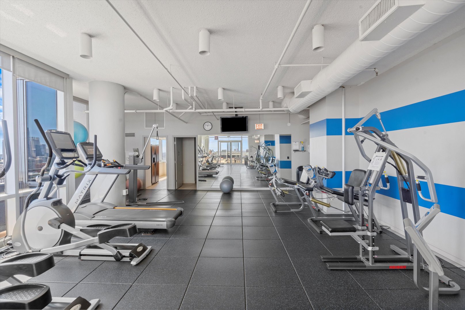 737 W Washington Boulevard Unit: 2804