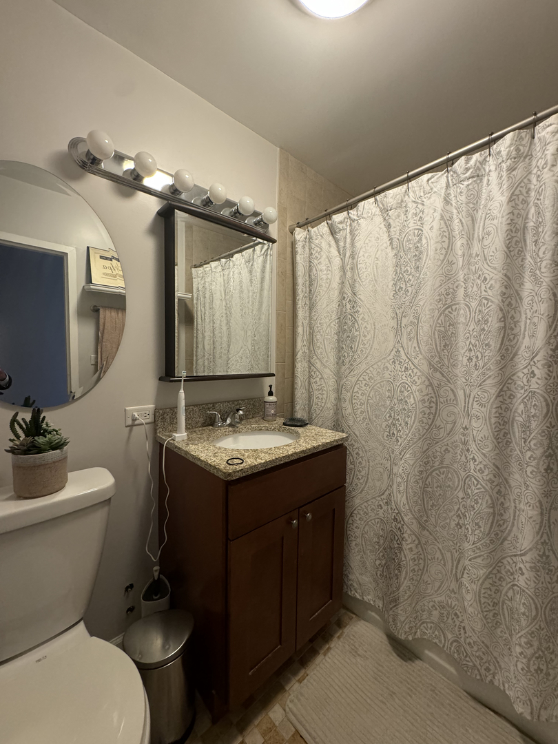 1355 N Sandburg Terrace Unit: 704