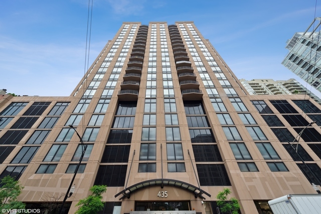 435 W ERIE Street Unit: 1904
