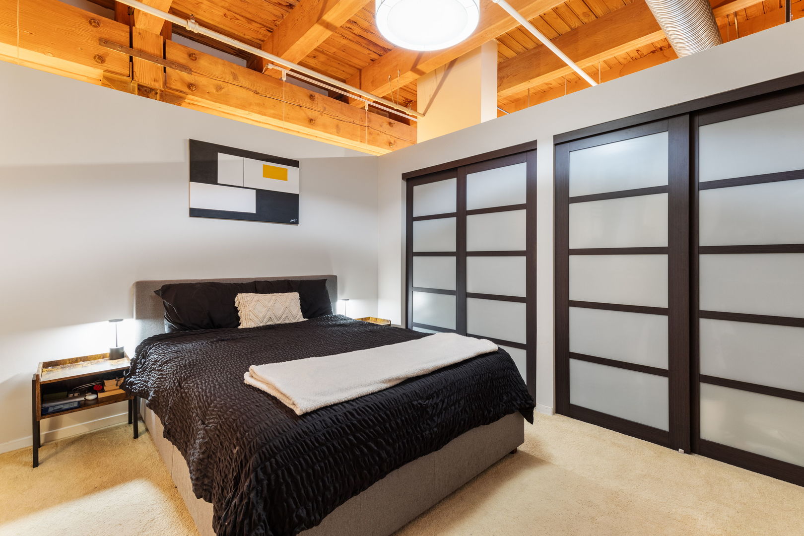 360 W Illinois Street Unit: 515