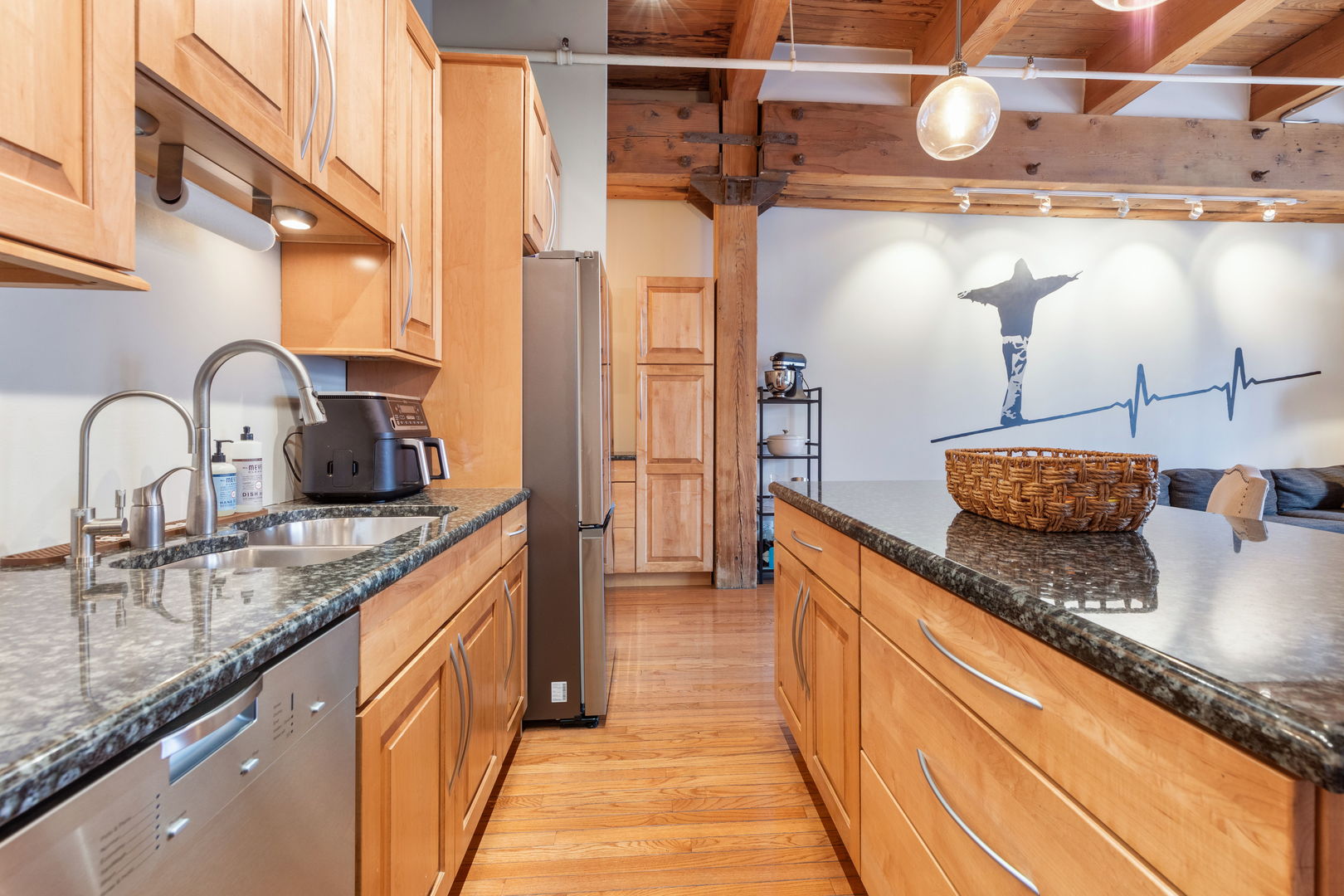 360 W Illinois Street Unit: 515