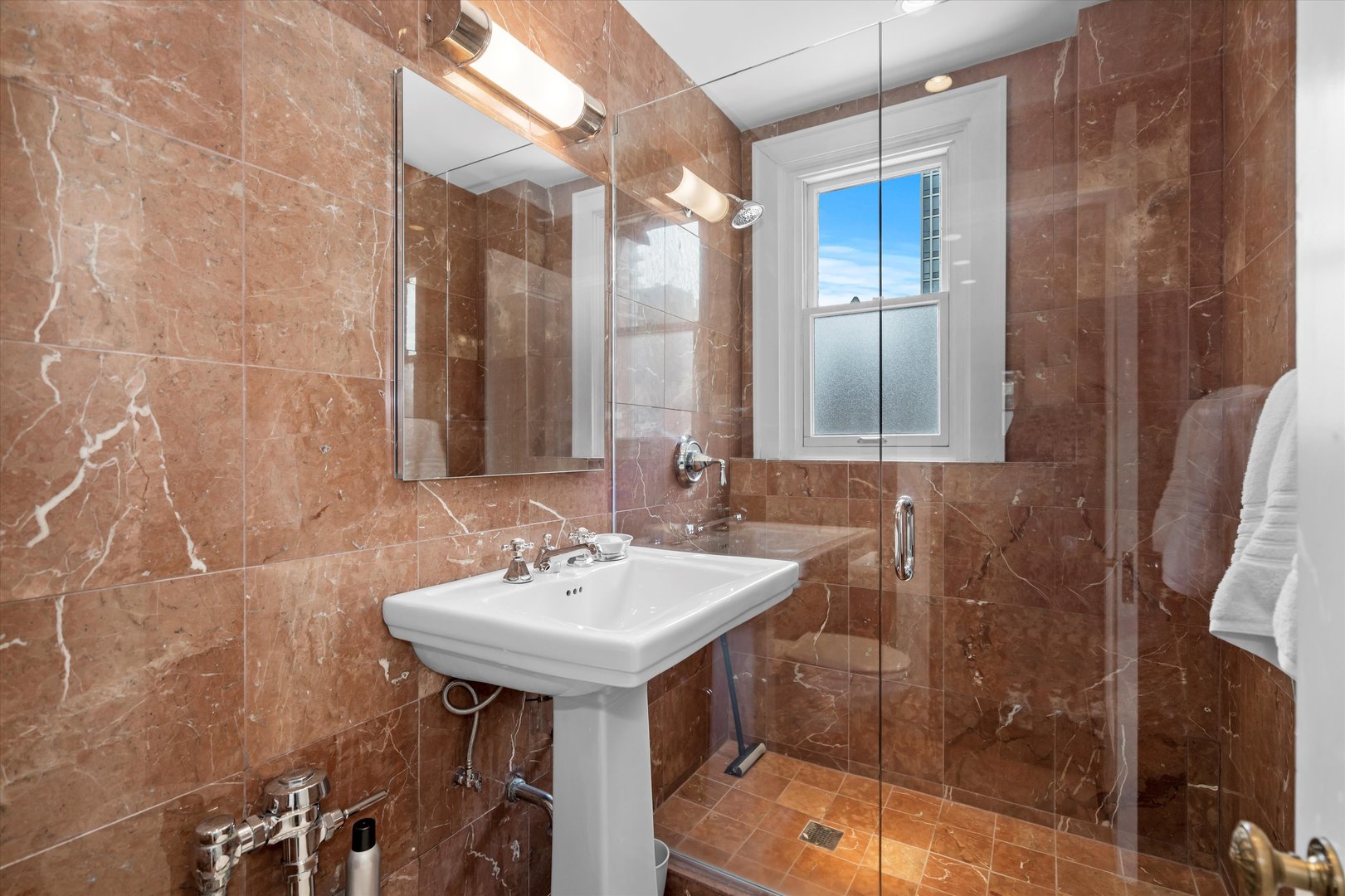 1255 N State Parkway Unit: 8G