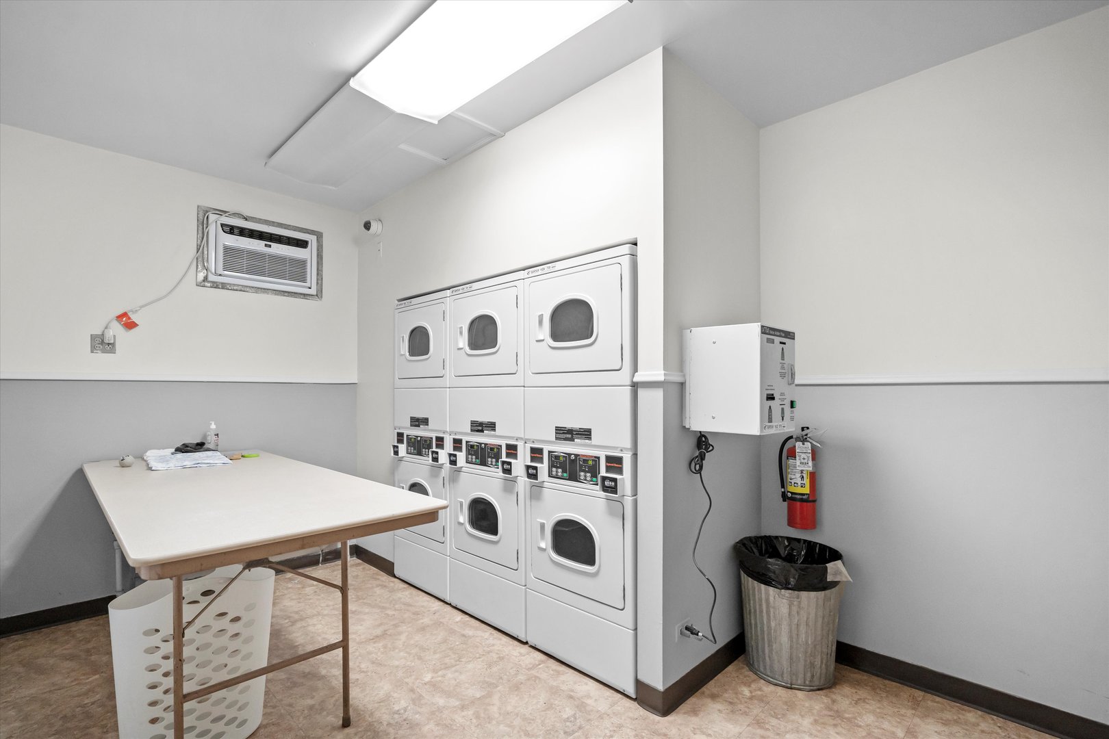 1255 N State Parkway Unit: 8G