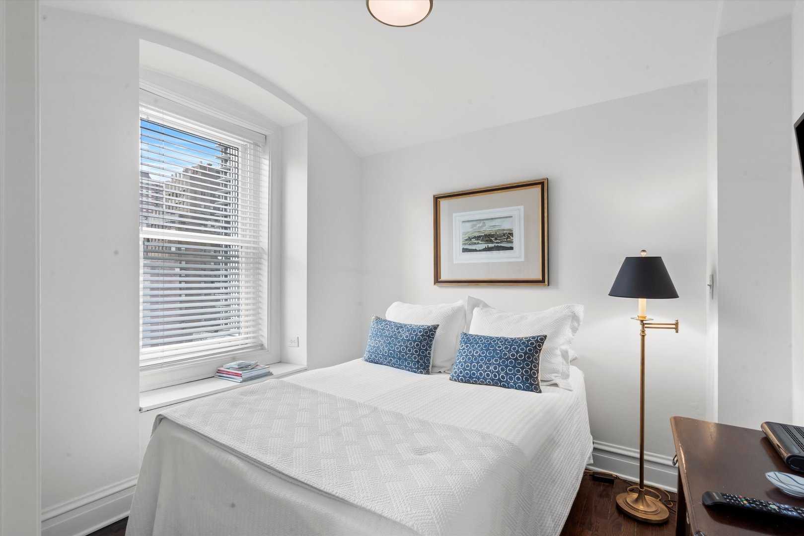 1255 N State Parkway Unit: 8G