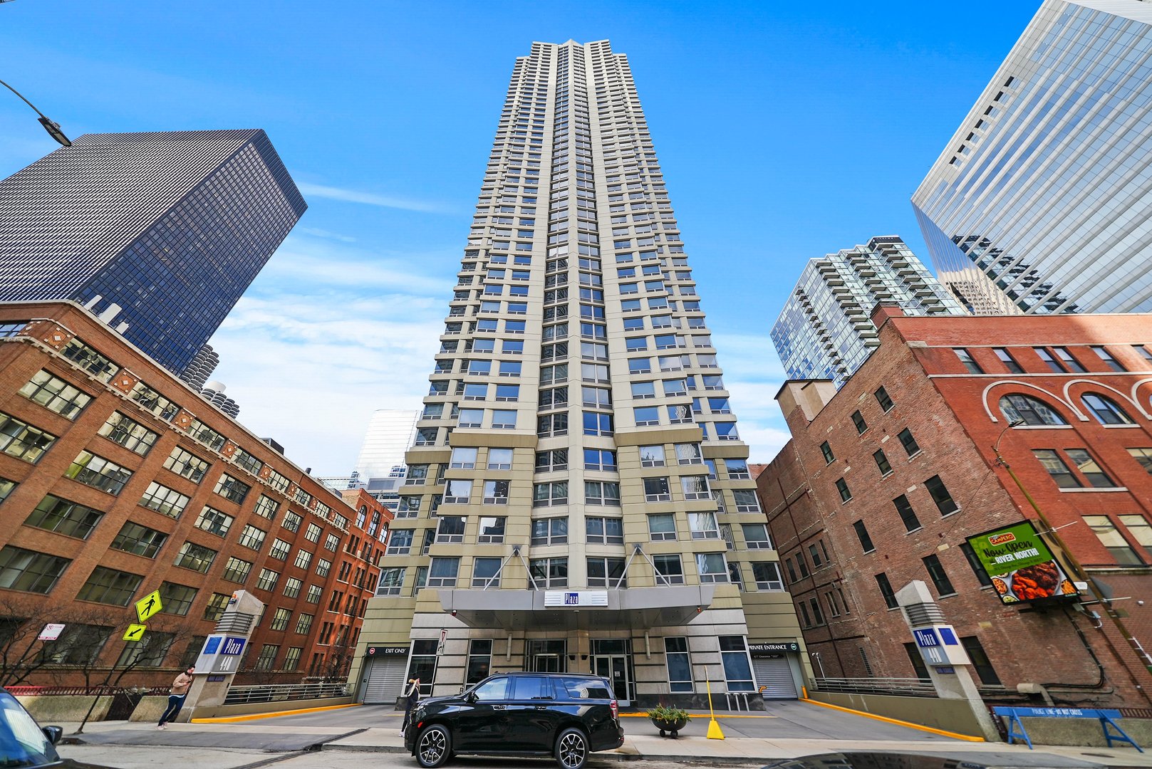 440 N Wabash Avenue Unit: M-52