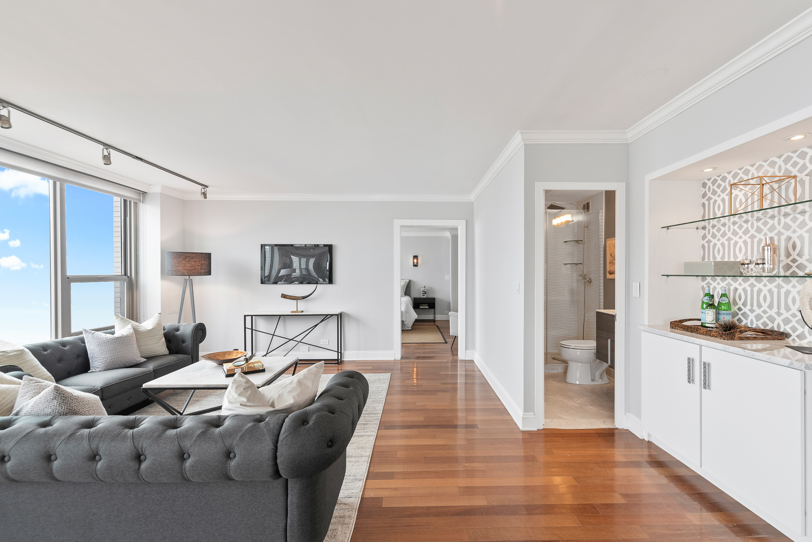 1550 N Lake Shore Drive Unit: 23GE