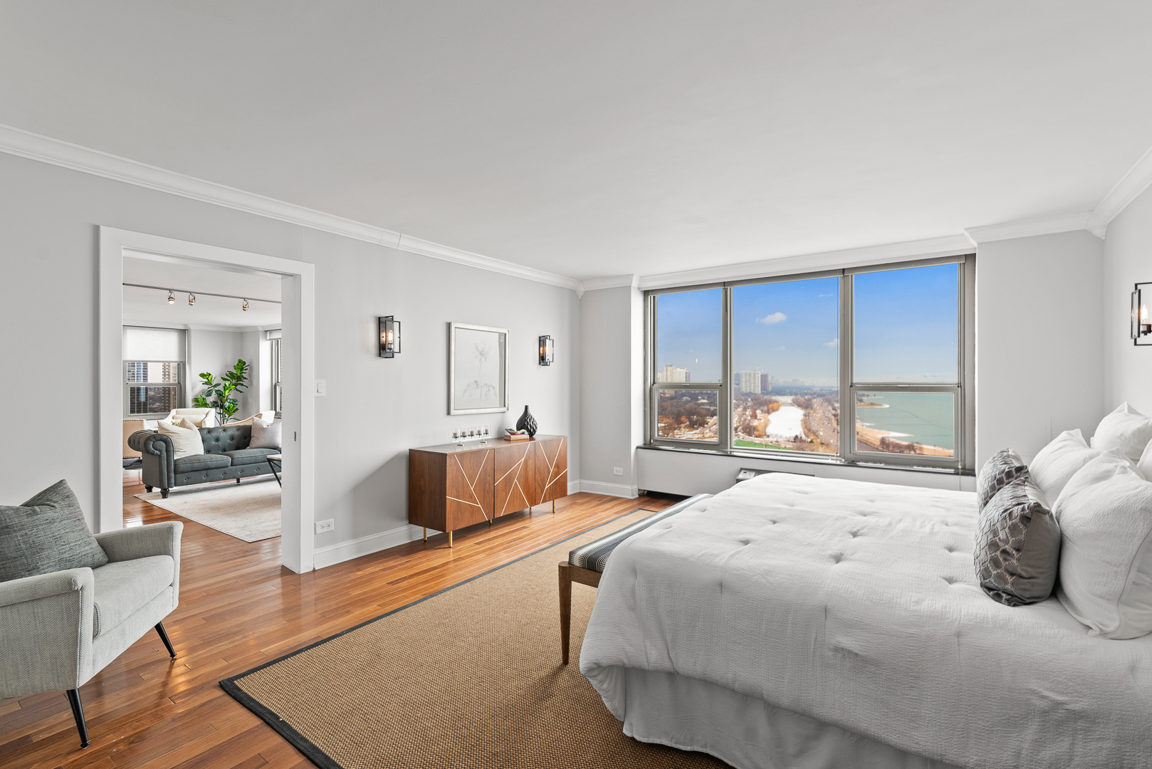 1550 N Lake Shore Drive Unit: 23GE
