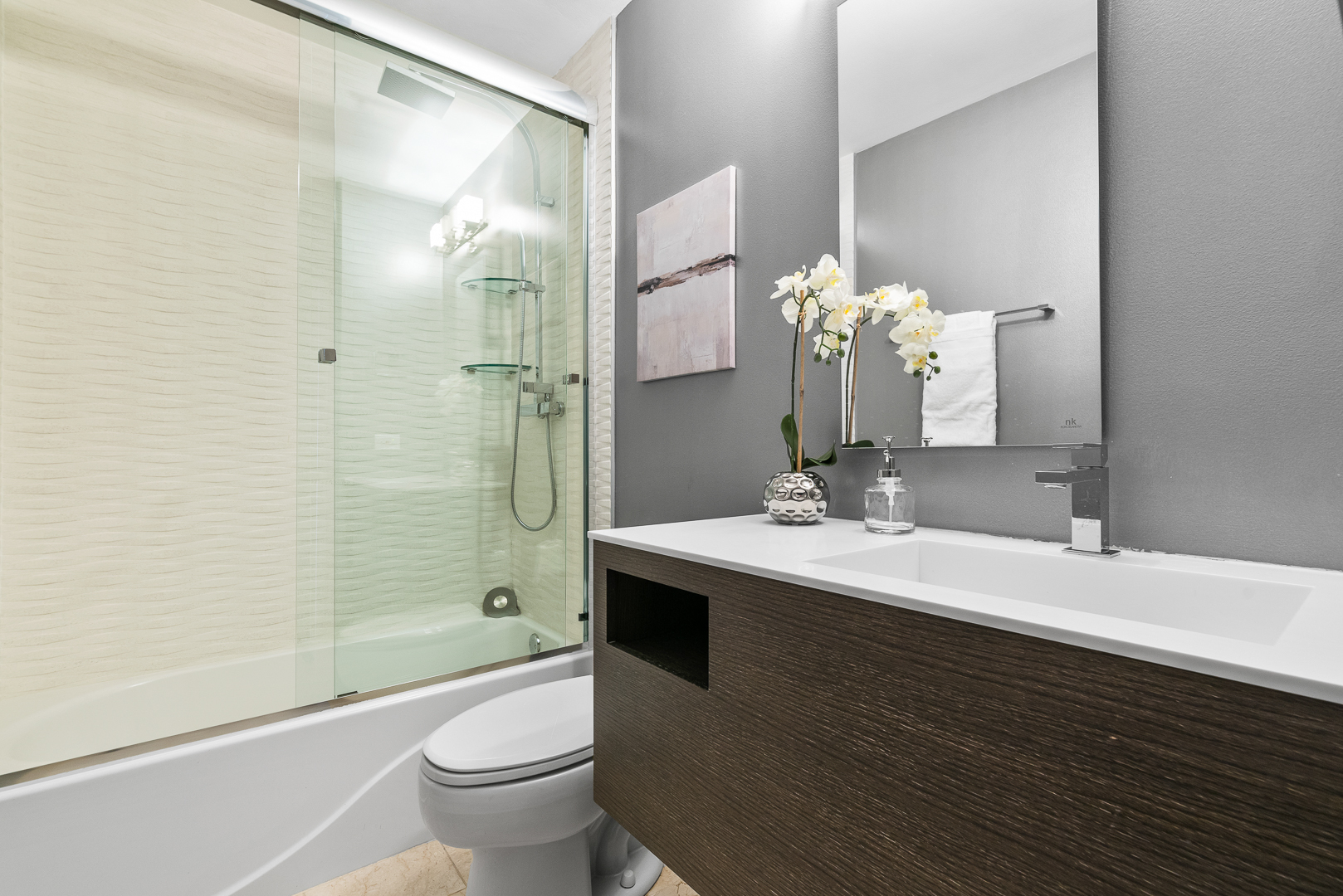 1550 N Lake Shore Drive Unit: 23GE