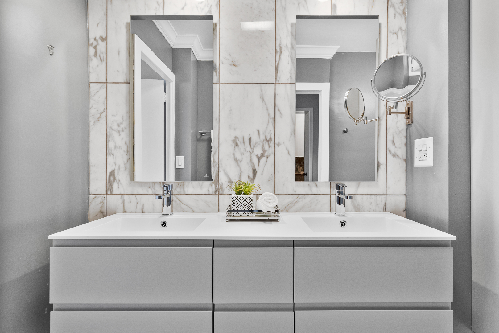 1550 N Lake Shore Drive Unit: 23GE