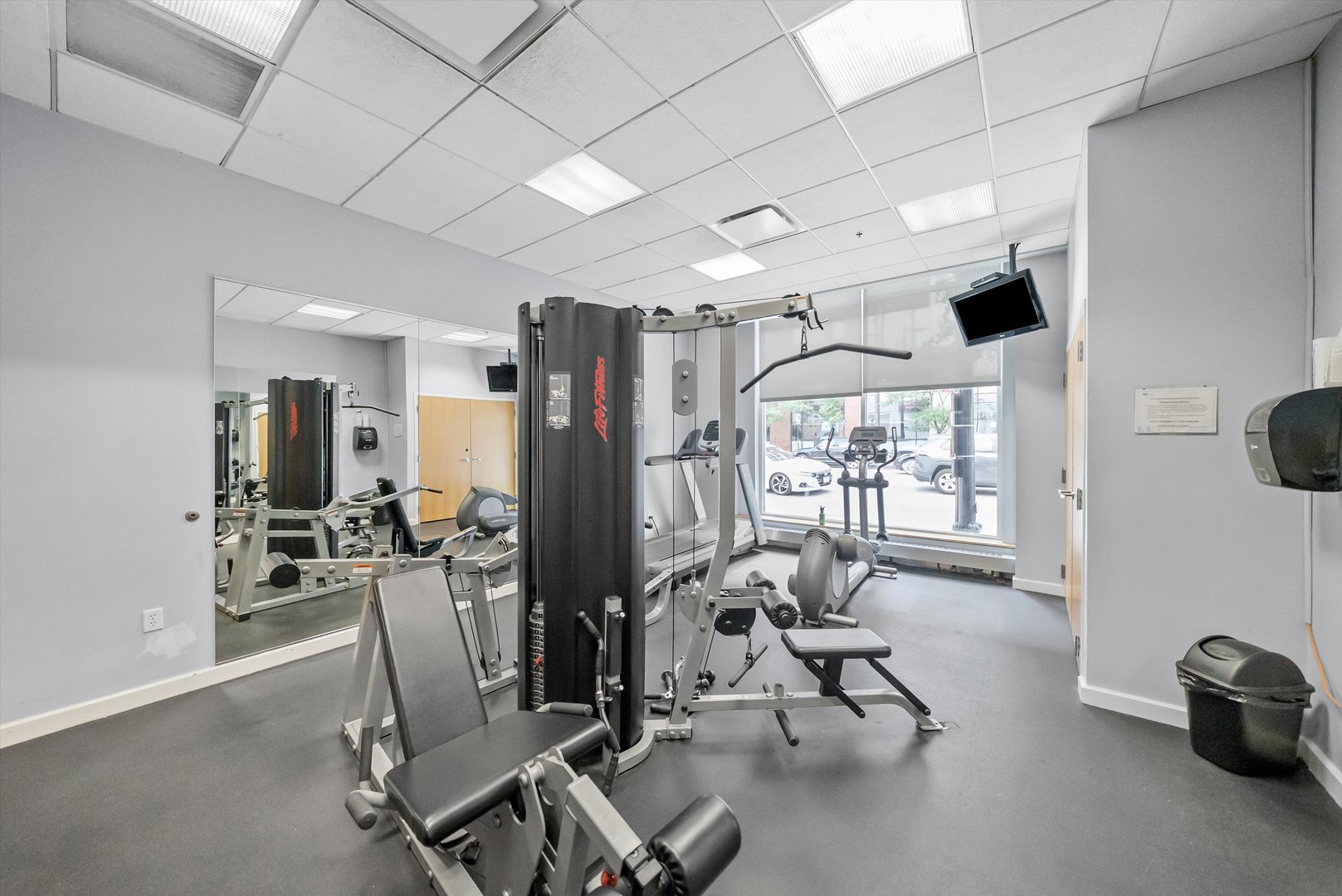 757 N Orleans Street Unit: 707