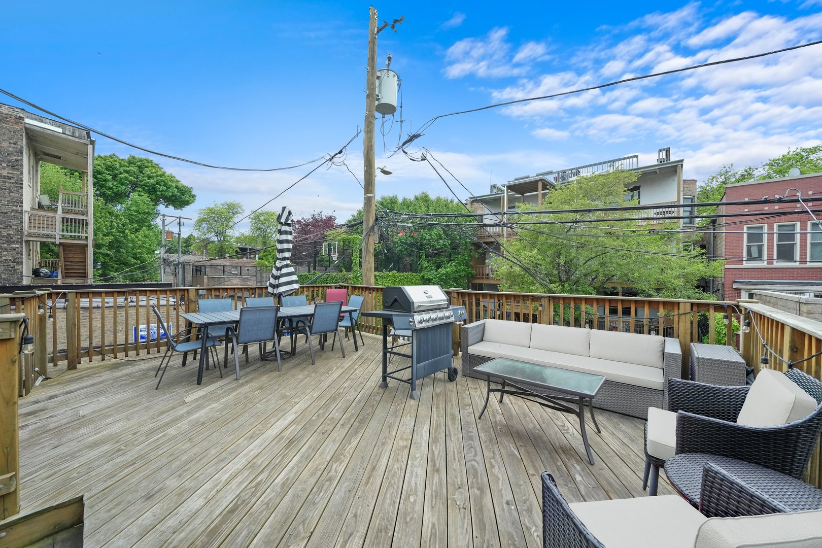 2230 N Kenmore Avenue Unit: 1
