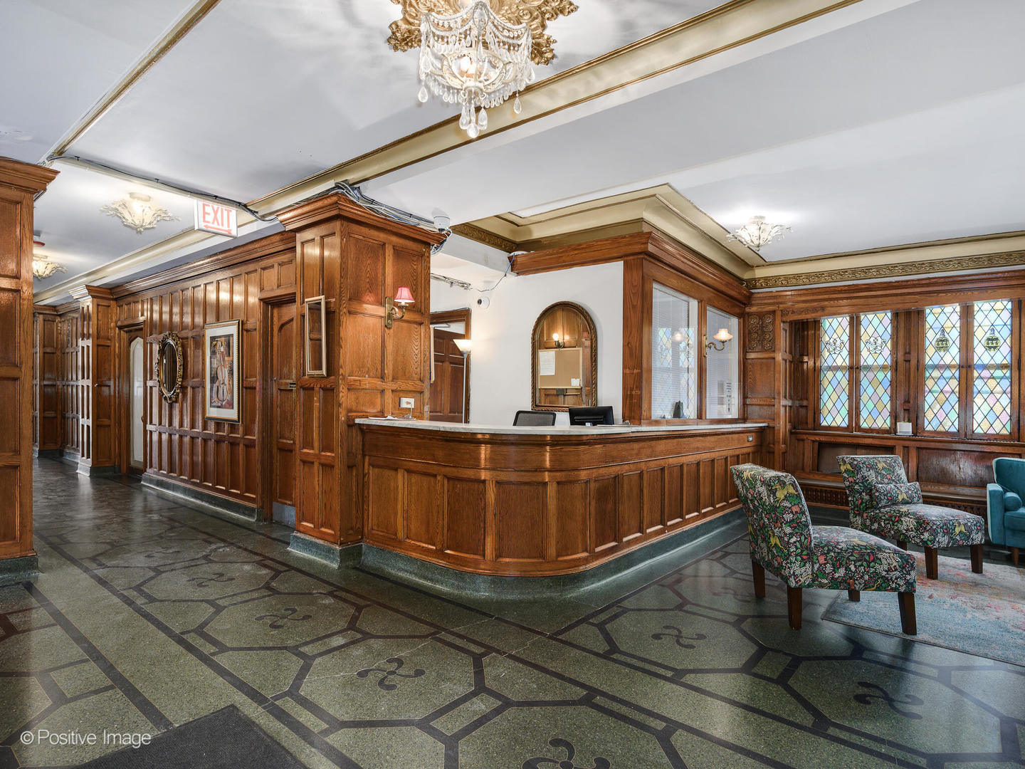 1100 N La Salle Drive Unit: 916