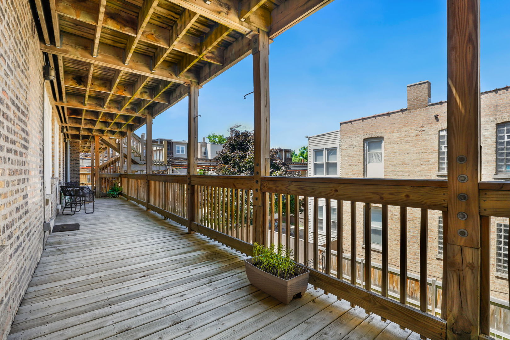 3422 N Racine Avenue Unit: 2