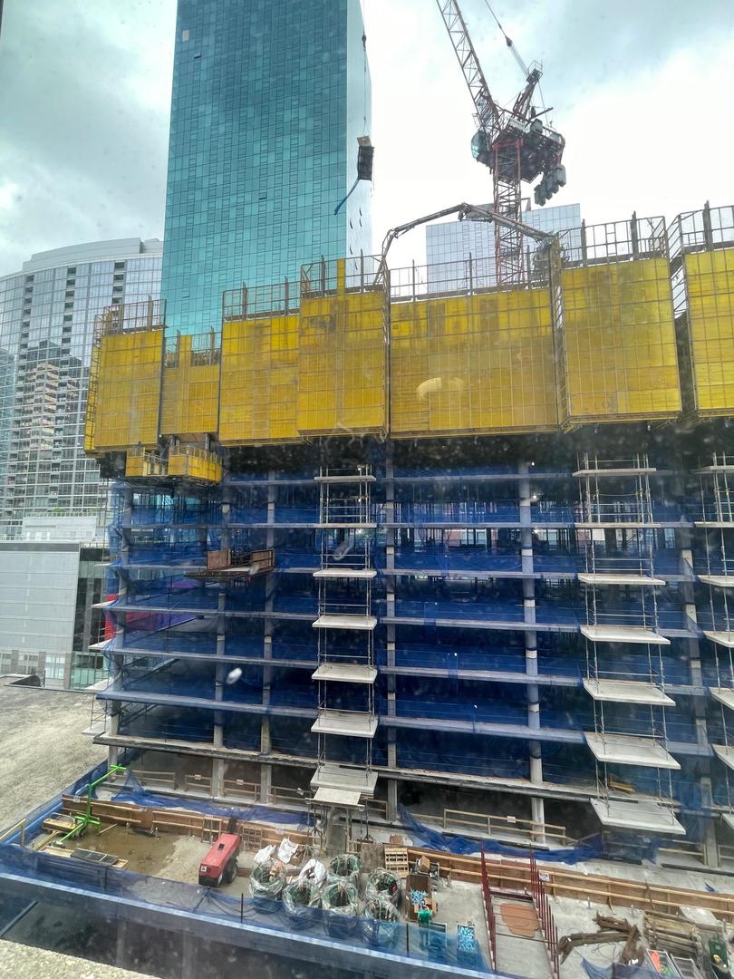 211 E Ohio Street Unit: 1611