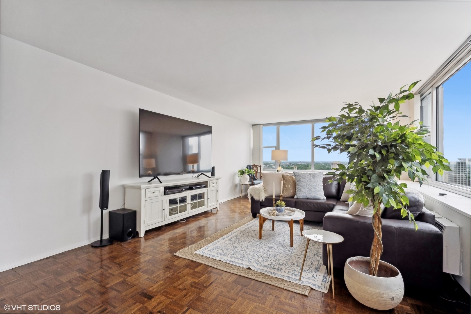 4250 N Marine Drive Unit: 2115