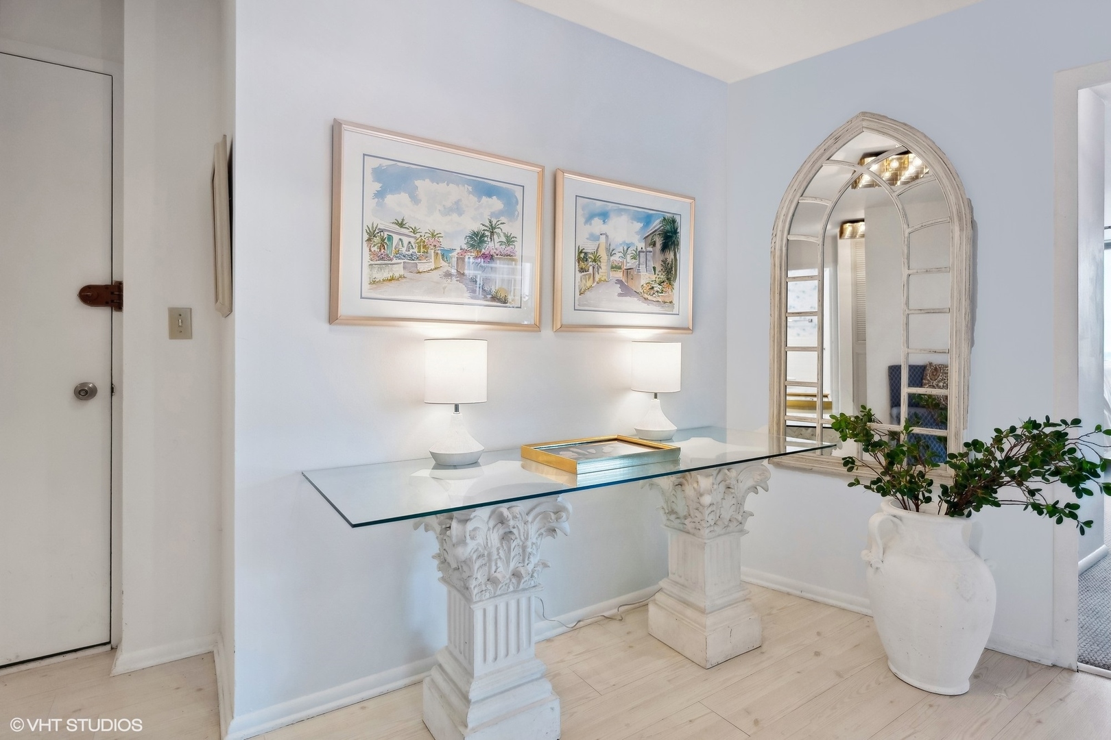 4250 N Marine Drive Unit: 2115