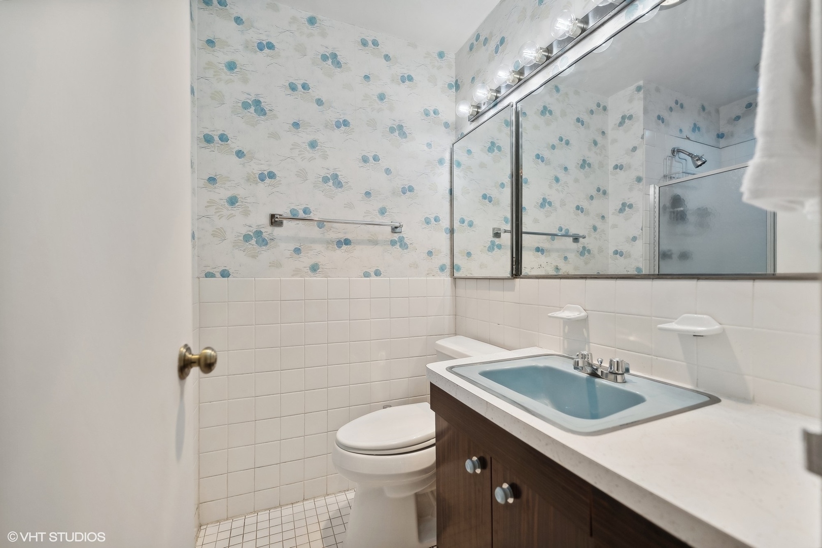 4250 N Marine Drive Unit: 2115